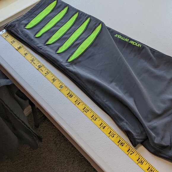 Under Armour black capri leggings with neon green accents - Picture 10 of 11